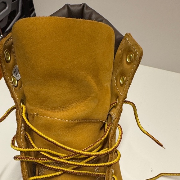 Timberland 6-Inch Premium Wheat Nubuck Boot Junior Size 7 - Picture 13 of 13